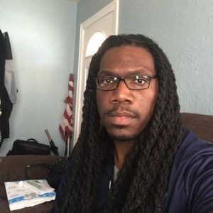 Meet your Posher, Aaron